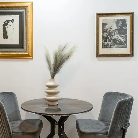 The Modern Haven Apartament *